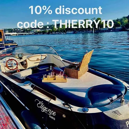 Bed & Breakfast Private Bedroom 2 Near Eiffel Tower, Saint Germain