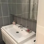 Bed & Breakfast Private Bedroom 2 Near Eiffel Tower, Saint Germain Parigi